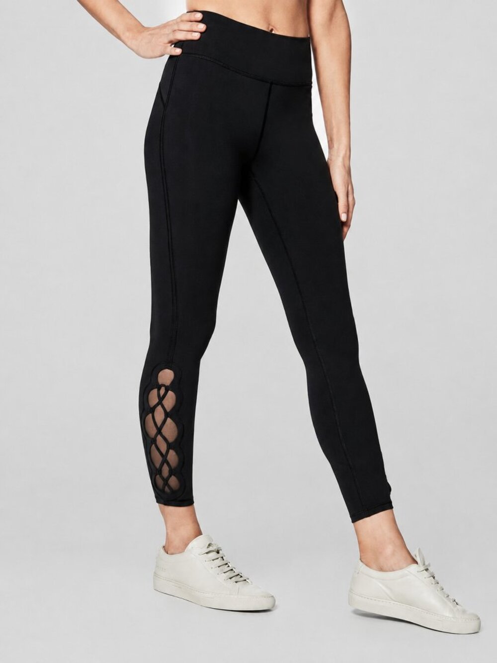 Lululemon Tied To It 7/8 Tight Leggings 6 Black Mesh W5ARIS